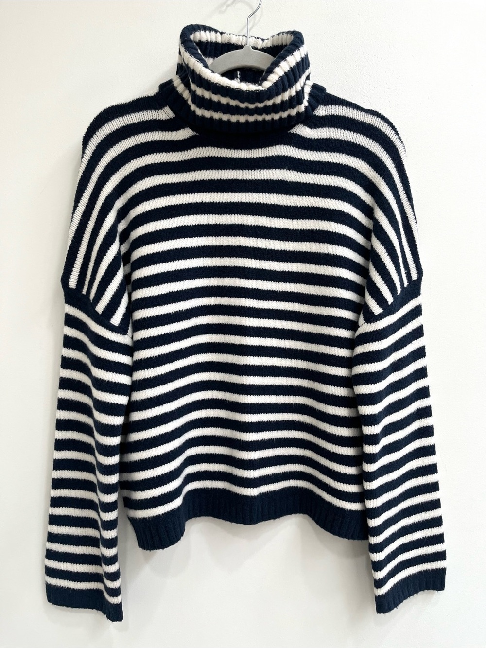 Abercrombie & Fitch navy white stripe turtleneck sweater oversized wool small